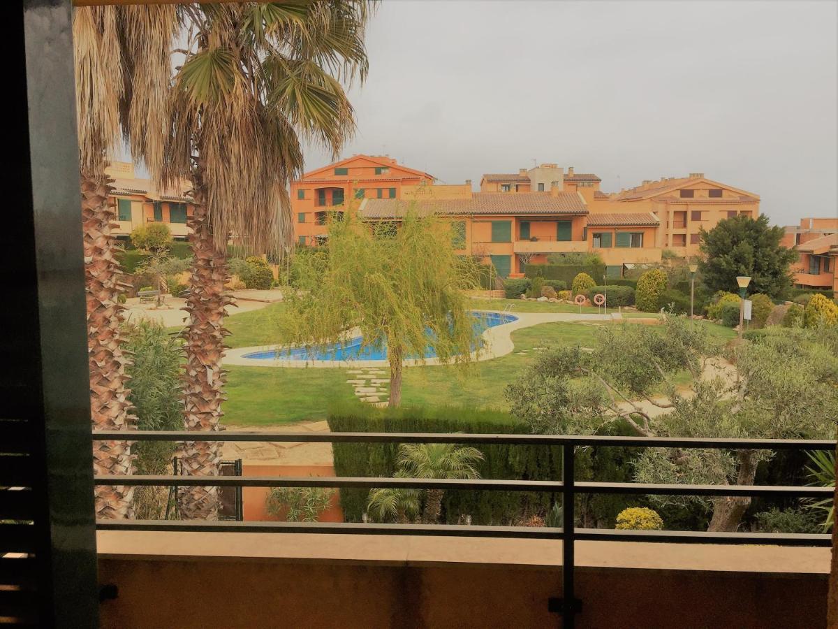 Ongi Etorri Lägenhet Calafat Exteriör bild